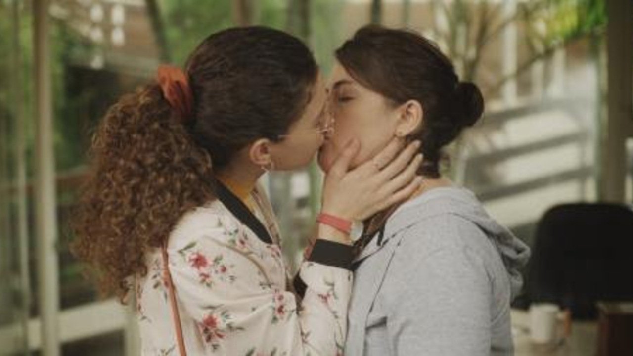 Mayfly Movie Screenshot 2