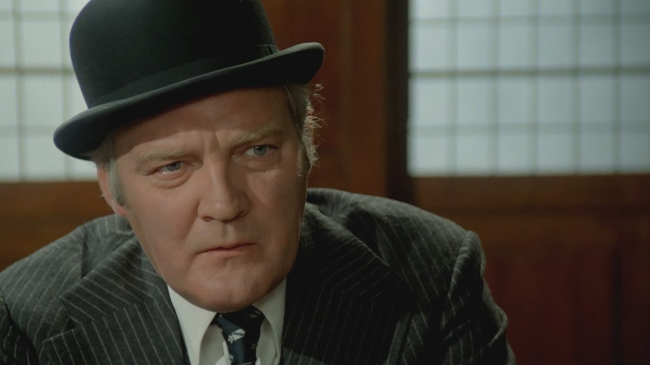 The Olsen Gang Goes to War Movie Screenshot 1