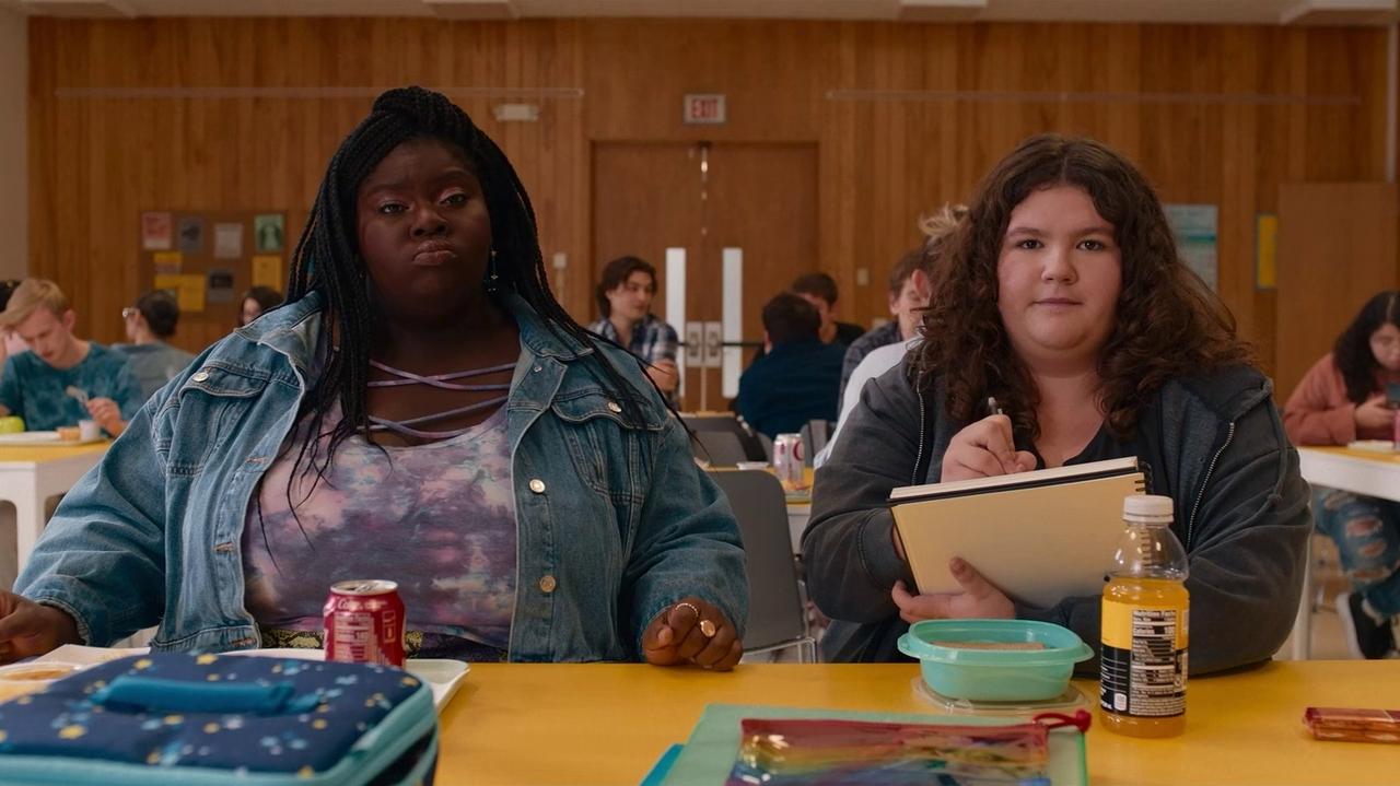 Empire Waist Movie Screenshot 1