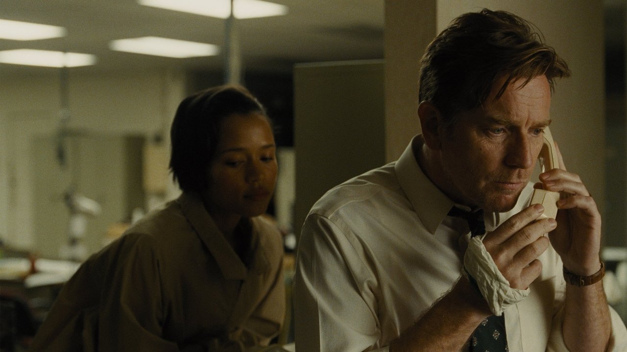 Mother, Couch Movie Screenshot 1
