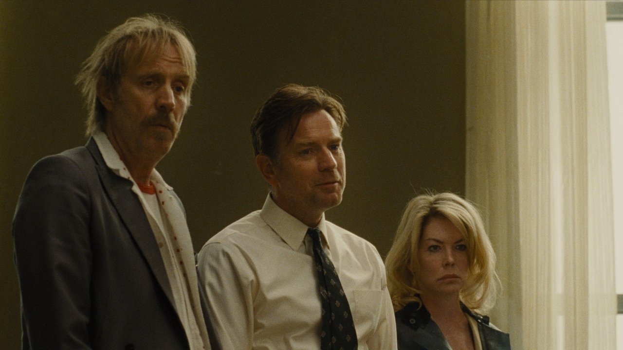 Mother, Couch Movie Screenshot 4