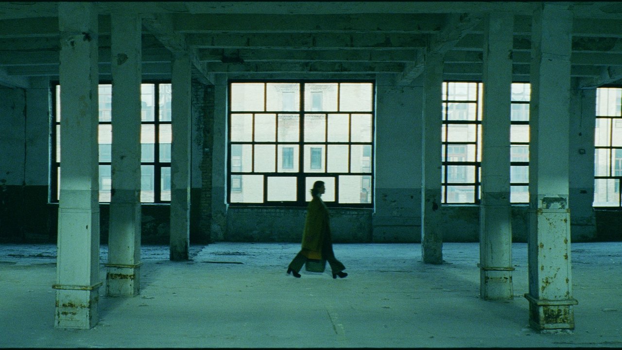 The Glass House Movie Screenshot 3