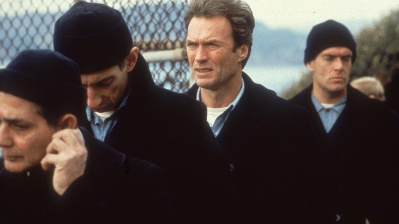 Escape from Alcatraz Movie Screenshot 2