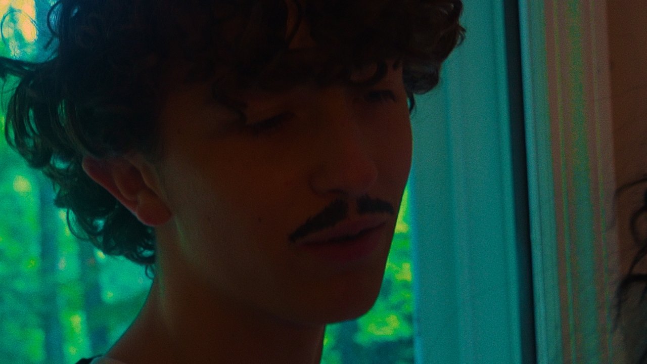 A Flash in The Pan Movie Screenshot 3