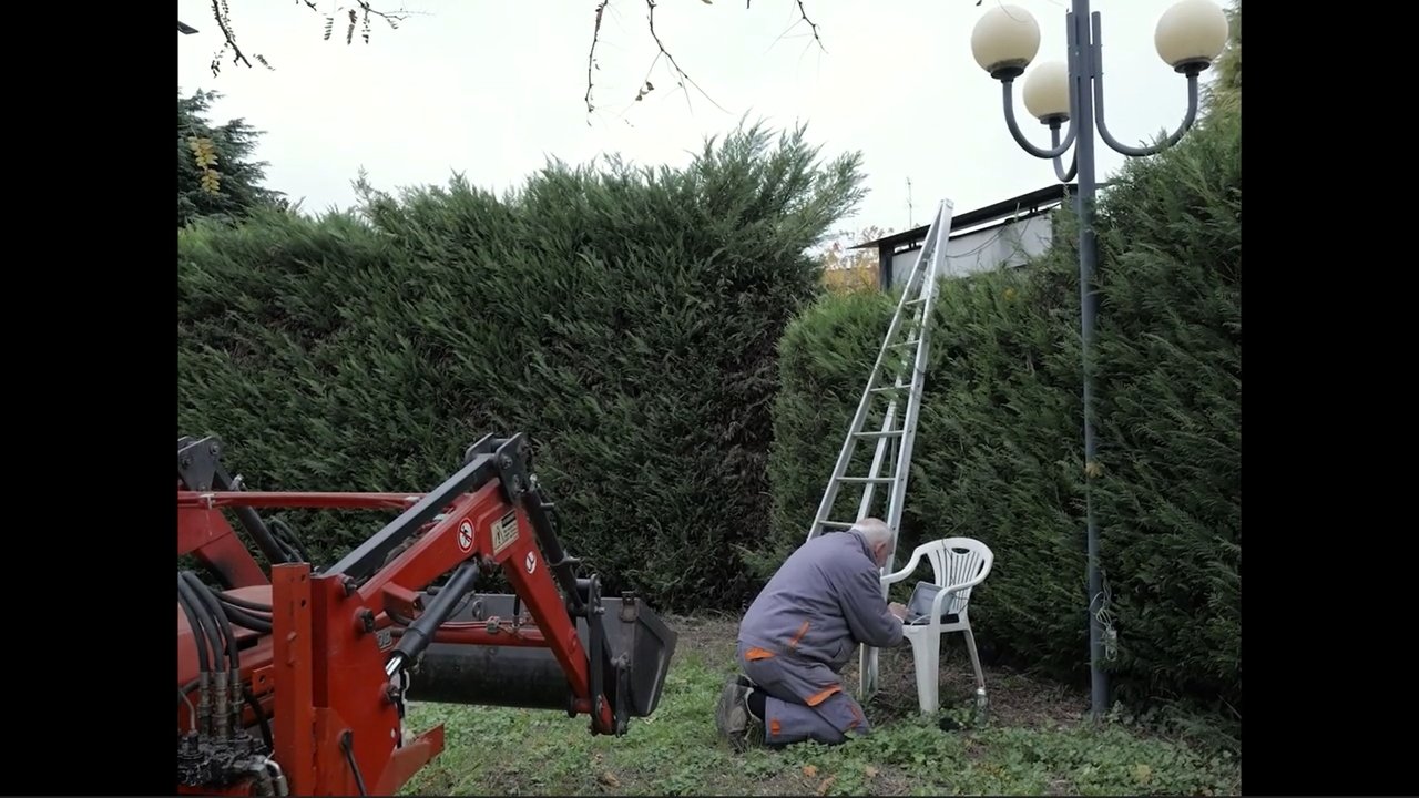 Into Hibernation Movie Screenshot 4